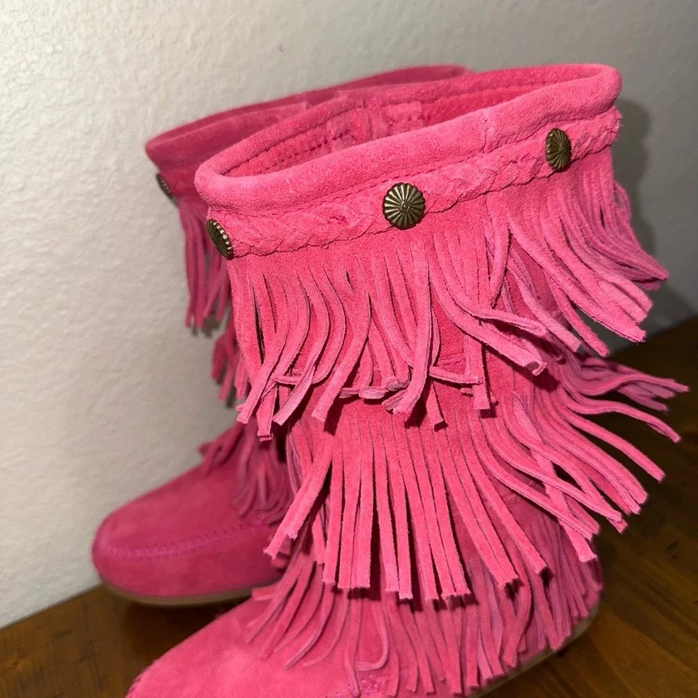 Minnetonka Pink Fringe Boots Kids Size 3 Boho Western Barbiecore‎ Suede